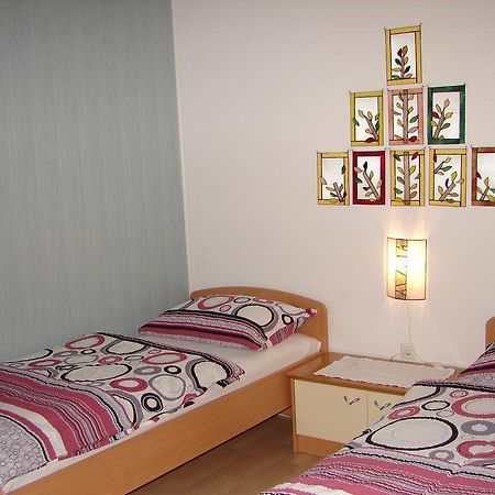 Apartma Veverin Lokve エクステリア 写真