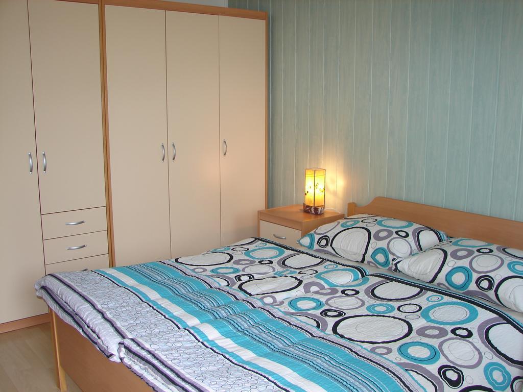 Apartma Veverin Lokve エクステリア 写真
